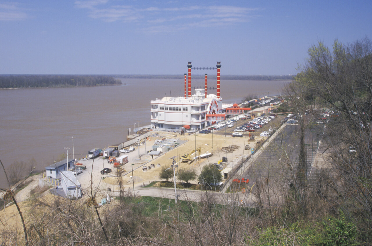 riverboat casino in Mississippi