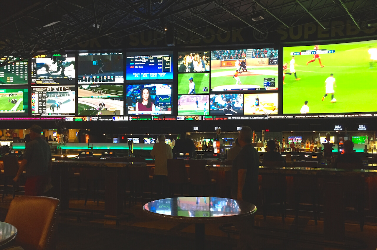 Scientific Games has made a deal with sports betting data provider Don Best Sports Corporation.